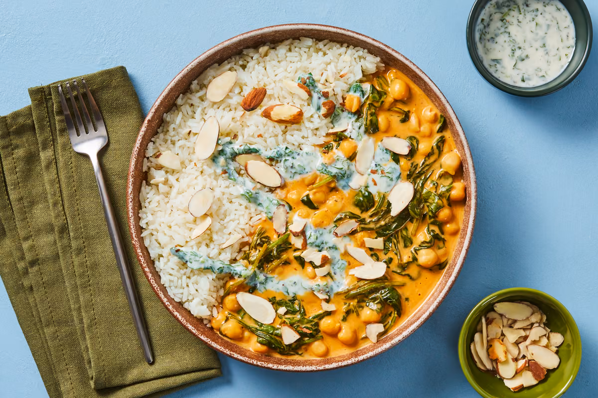 Creamy Chickpea & Spinach Curry