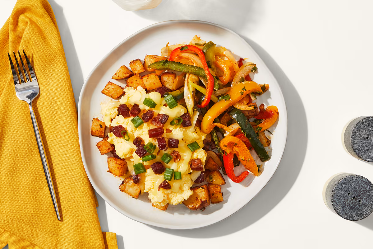 Potato, Bacon & Egg Breakfast Skillet