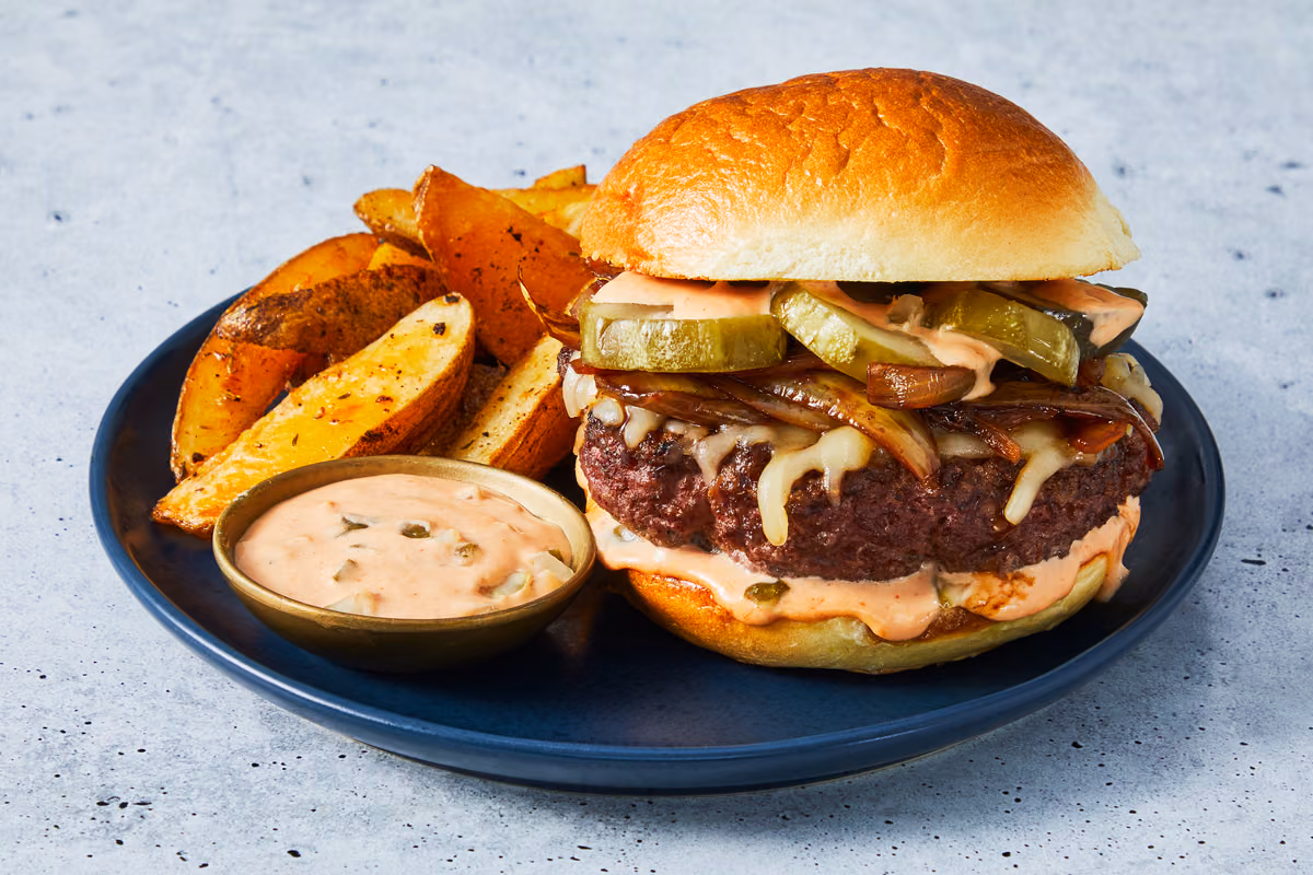 Cajun Beef & White Cheddar Bacon Burgers