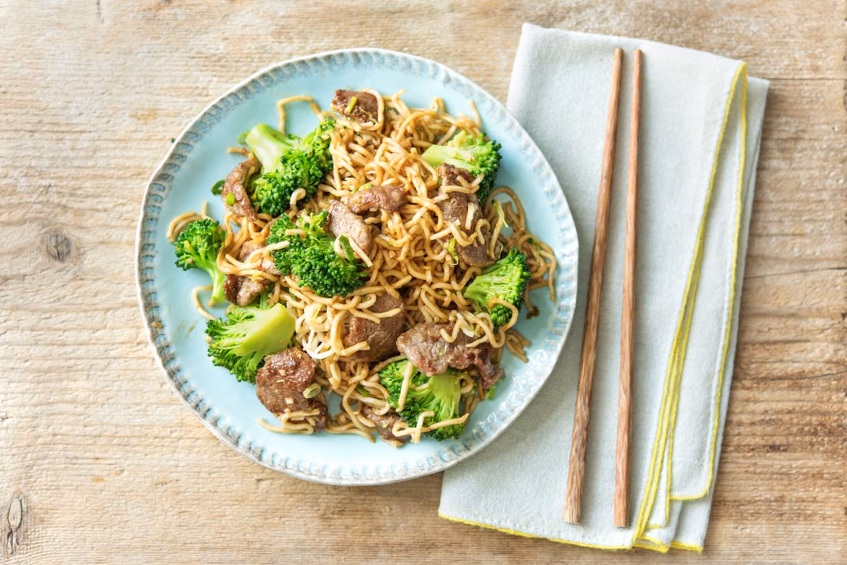 Tangy Beef Stir-Fry: Fresh Noodles and Broccoli