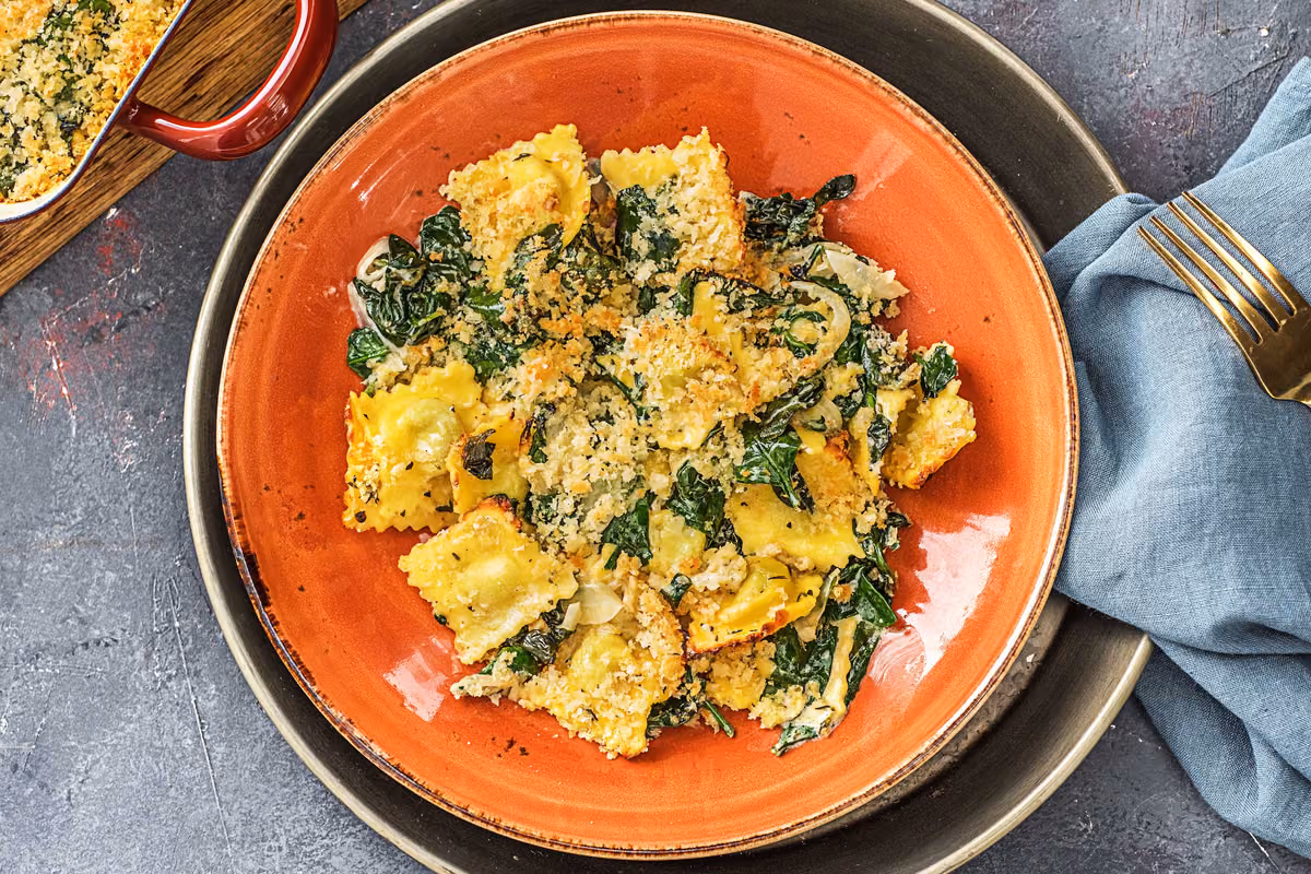 Easy-Peasey Ravioli Gratin: Spinach, Thyme, and Parmesan Breadcrumbs