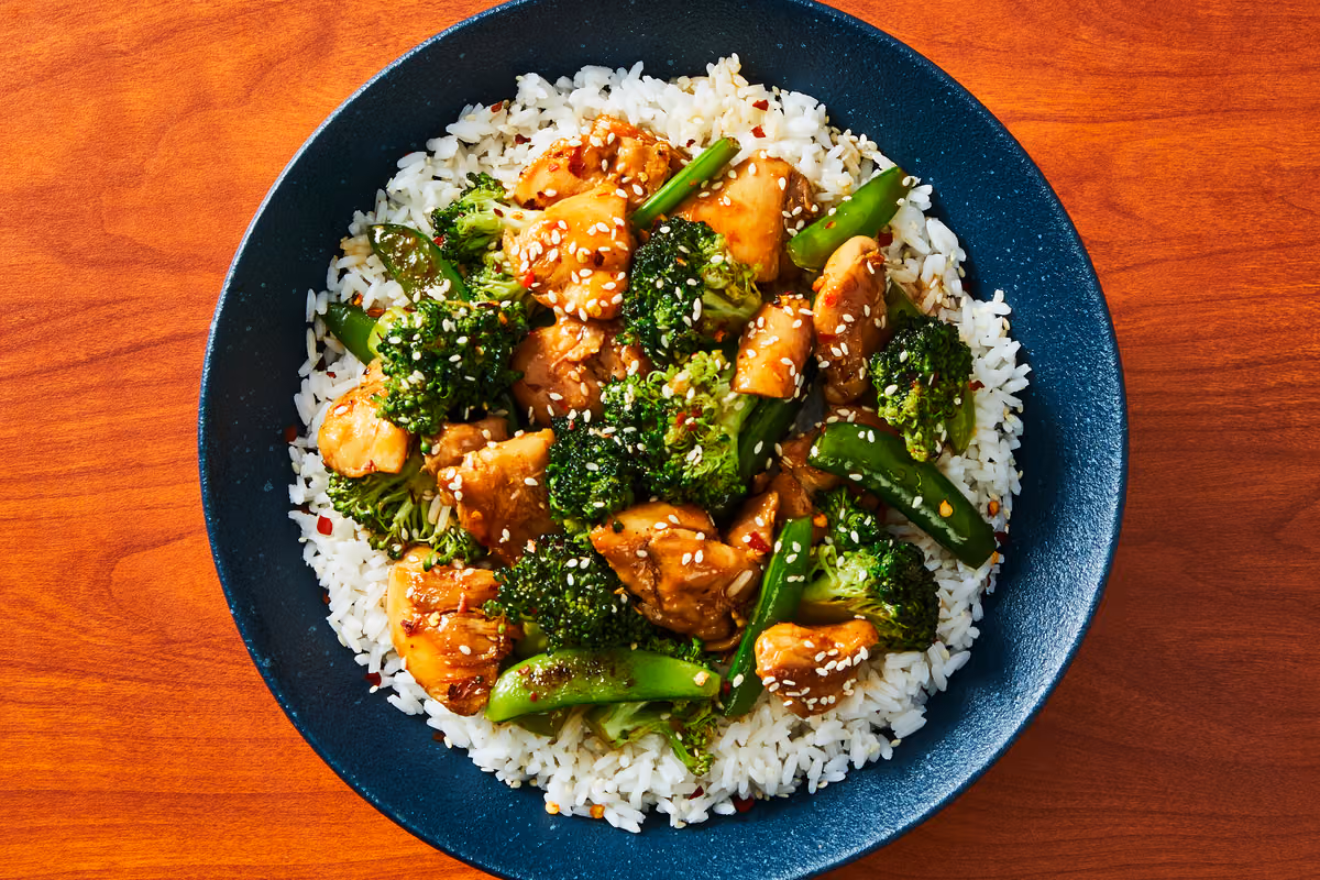 Chicken, Snap Pea & Asparagus Stir-Fry